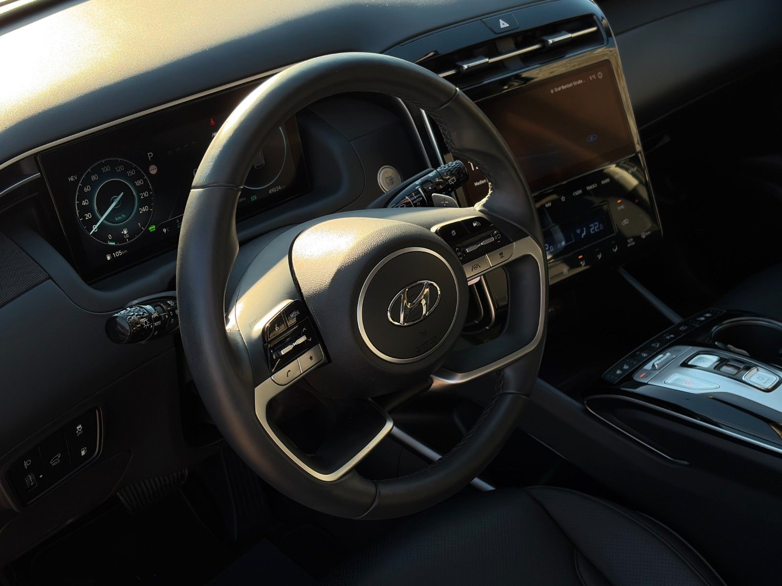 Fahrzeugabbildung Hyundai Tucson 1.6 GDI Prime PHEV 4WD Pano. ACC 360°