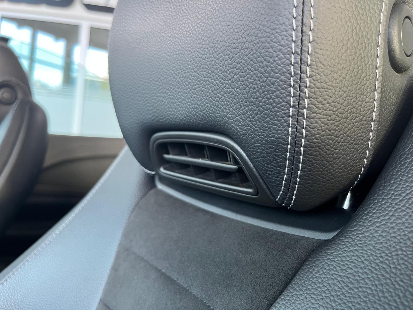 Mercedes-Benz E 300d Cabrio *AMG*LED*AHK*Multibeam*CarPlay*BT*