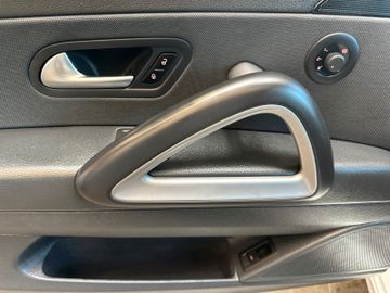 Volkswagen Scirocco 1.4 TSI *BiXenon*Navi*Sitzh*PDC*