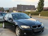 BMW 320 Baureihe 3 Lim.320i*NAVI*NEU*TÜV* Schiebeda* - gebrauchte BMW 320 aus dem Jahr 2011