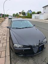 Alfa Romeo Hiermit biete ich euch einen sehr coolen A... - gebrauchte Alfa Romeo 156 aus dem Jahr 2004
