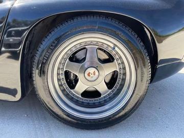 1988 Porsche 928 照片 7