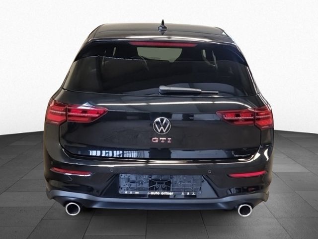 Fahrzeugabbildung Volkswagen Golf VIII GTI 2,0 TSI DSG HARMAN&KARDON PANO HUD