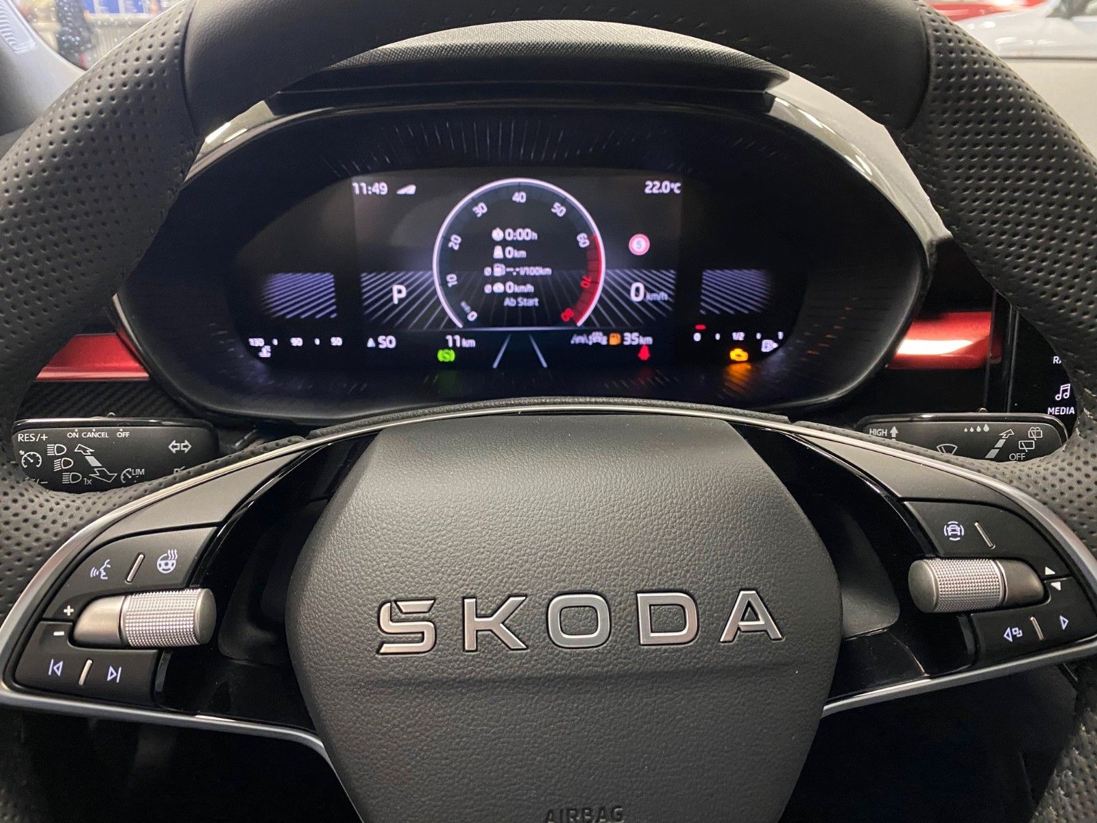 Fahrzeugabbildung SKODA Fabia 1.0l TSI DSG Monte Carlo+bis 2030 GARANTIE