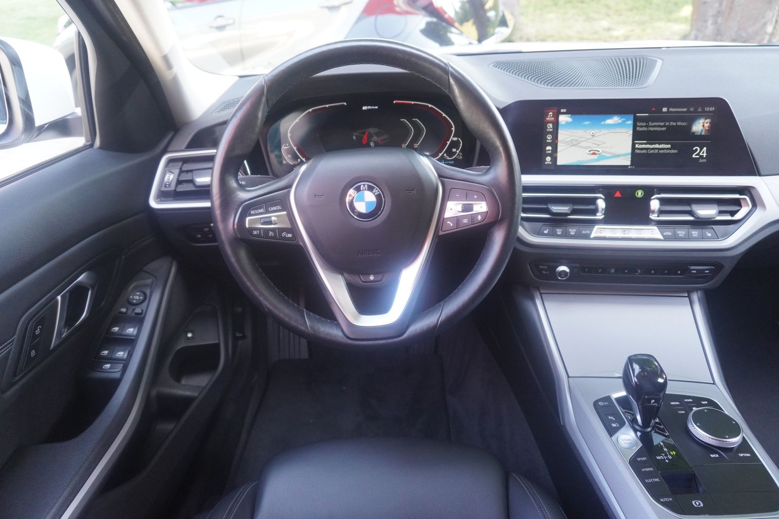 BMW 320e Advantage LED ACC Totwinkel Keyless-Go Navi foto 16