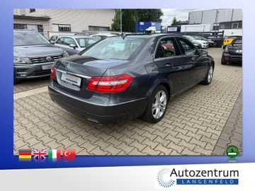 Mercedes E 200 - 4