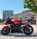 Yamaha YZF R6  - YAMAHA YZF R6