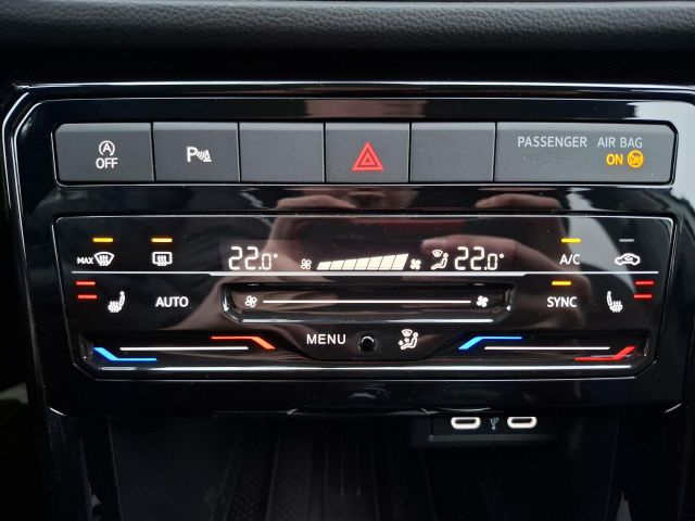 T-CROSS 1.0 TSI DSG GOAL AZV+CAM+NAVI+ACC