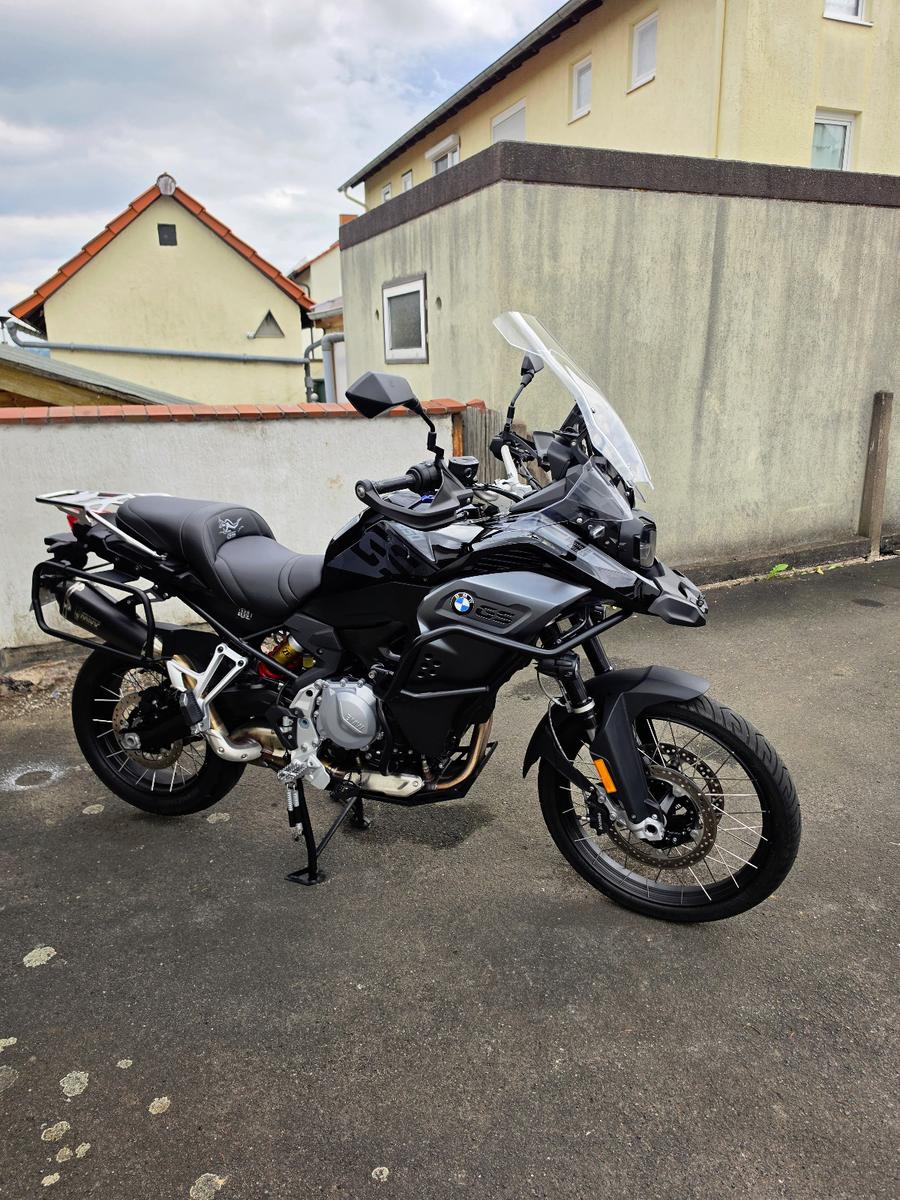 BMW F 850 GS ADVENTURE TRIPLE BLACK  4 Pakete+5/50