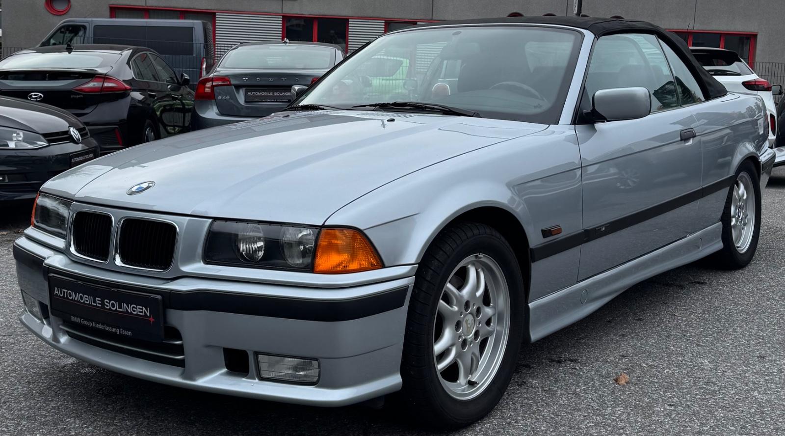 BMW 318i Cabrio M-Paket ab Werk+LEDER+1.HD+SAMMLER+