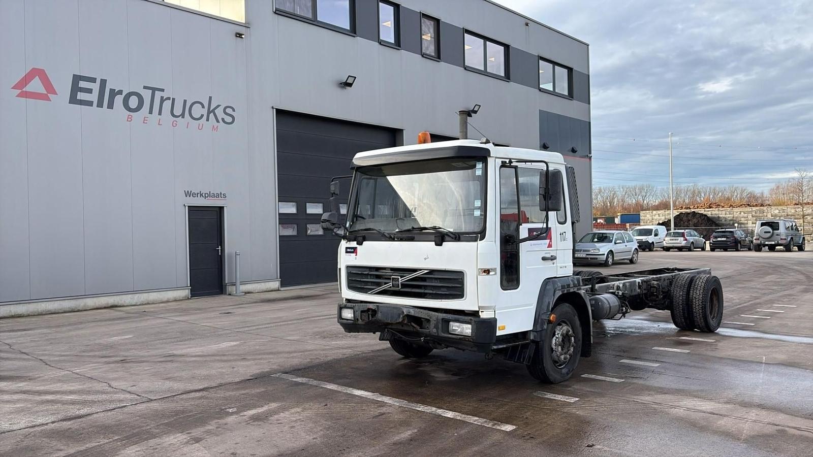 Volvo FL 220 (BELGIAN TRUCK / CAMION BELGE / MANUAL GE