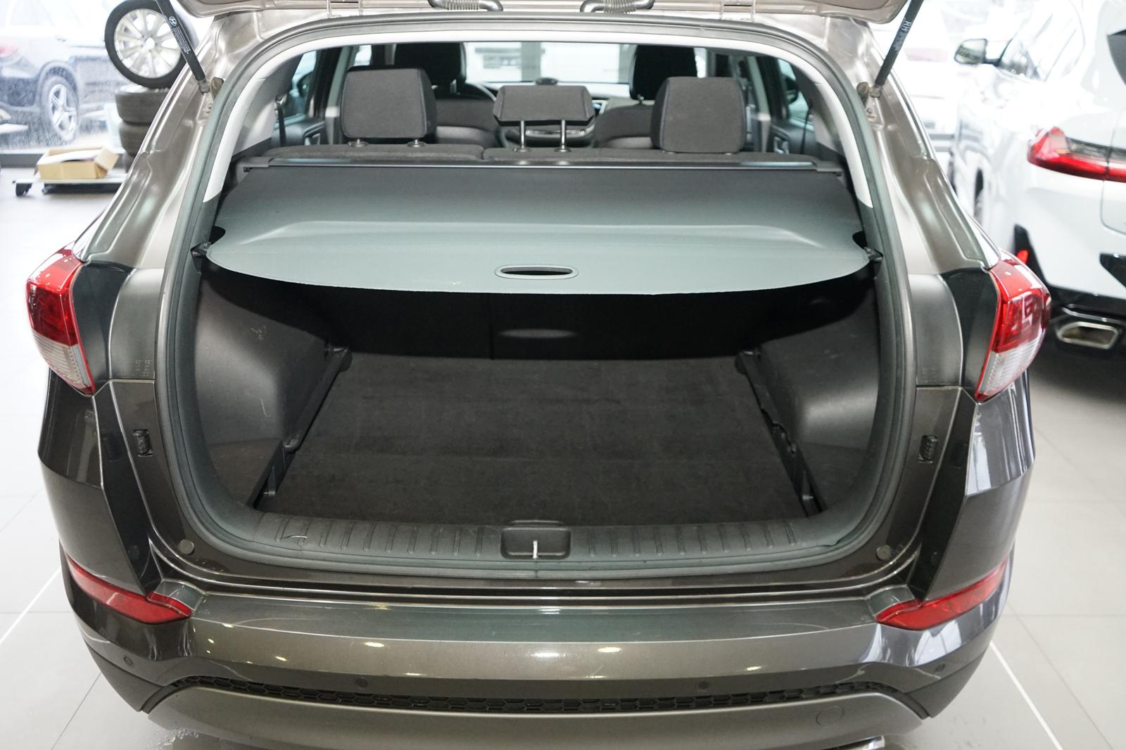 Hyundai Tucson Intro Edition 4WD+NAVI+KAMERA+TOT WINKEL+