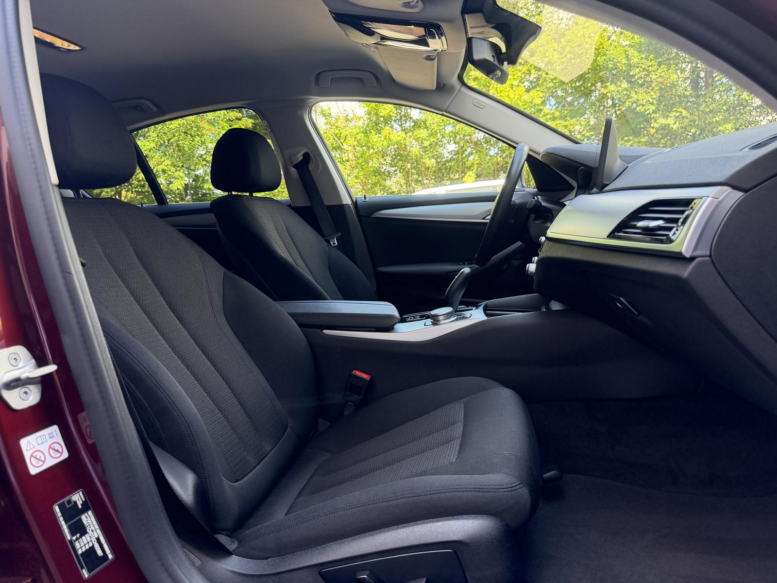 BMW 530 e xDrive Individual LED Live-Cockpit Kamera 