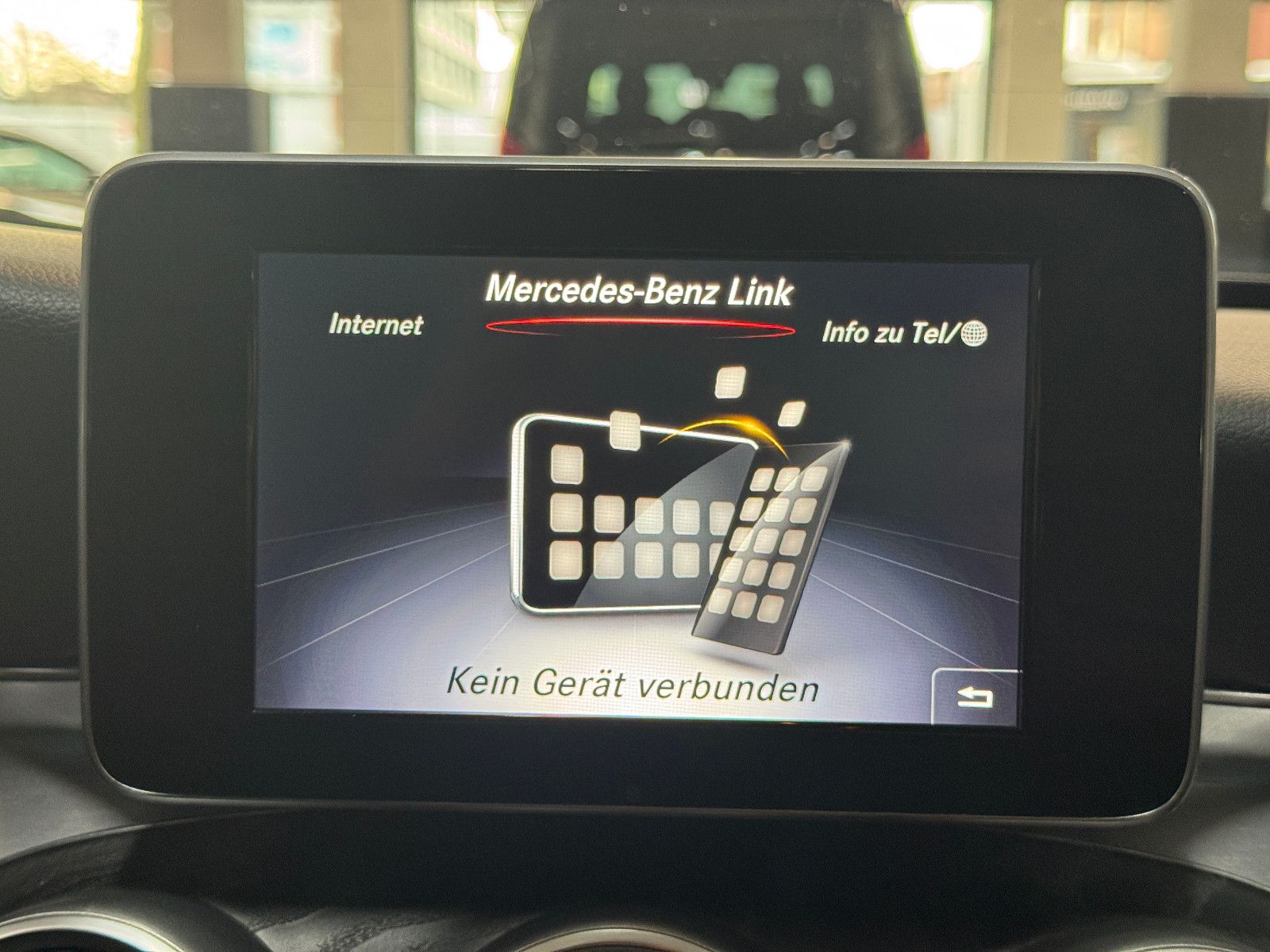 Fahrzeugabbildung Mercedes-Benz C 200 9GT CABRIO 2X AMG LINE AIRSCARF 360°KAMERA