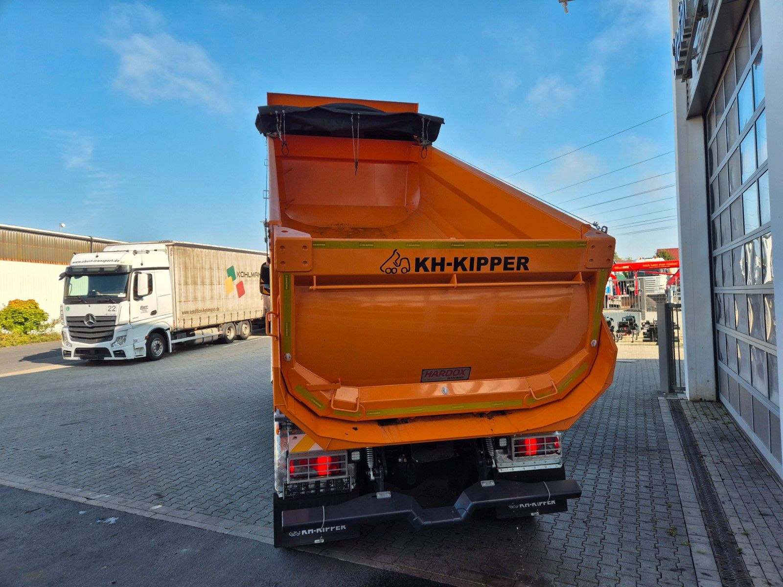 Fahrzeugabbildung Iveco AD360X54Z HR OFF 8x4 Intarder AHK