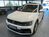 Volkswagen Tiguan 1.5 TSI Highline R-Line DSG*LED*AHK*PANO - : Allradantrieb, Geländewagen
