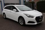 Hyundai i40 1.6 cw blue Trend/NAVI/CAM/AHK/SCHECKH./1.HD - gebrauchte Hyundai i40 aus dem Jahr 2017