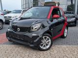 Smart ForTwo fortwo coupe Basis 52kW Navi. BT. TEMP - Smart ForTwo Gebrauchtwagen in Wiesbaden