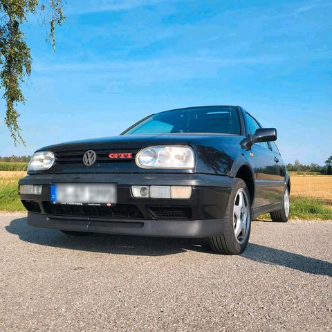 Volkswagen Golf 3 GTI Edition 8V original schwarz 2 T...