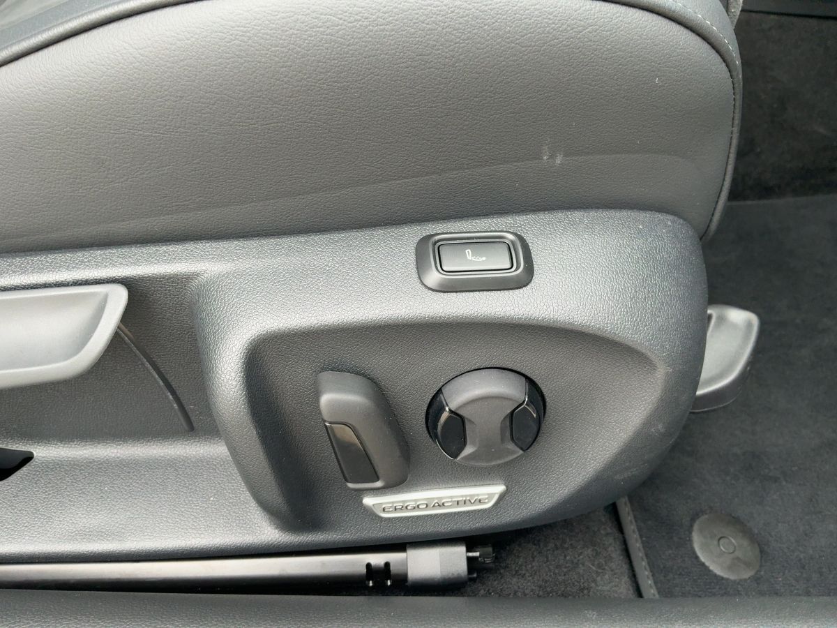 Volkswagen Passat Variant - Bild 19