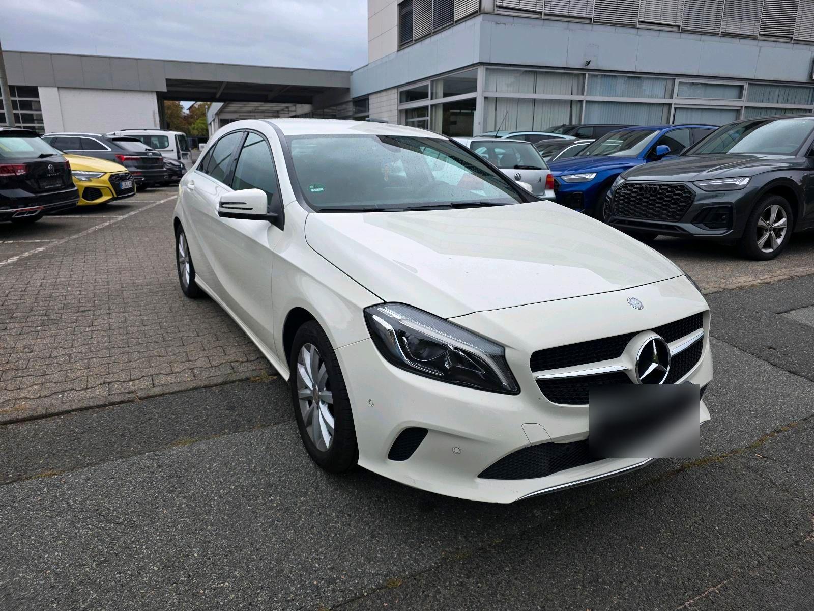 Mercedes-Benz A 180