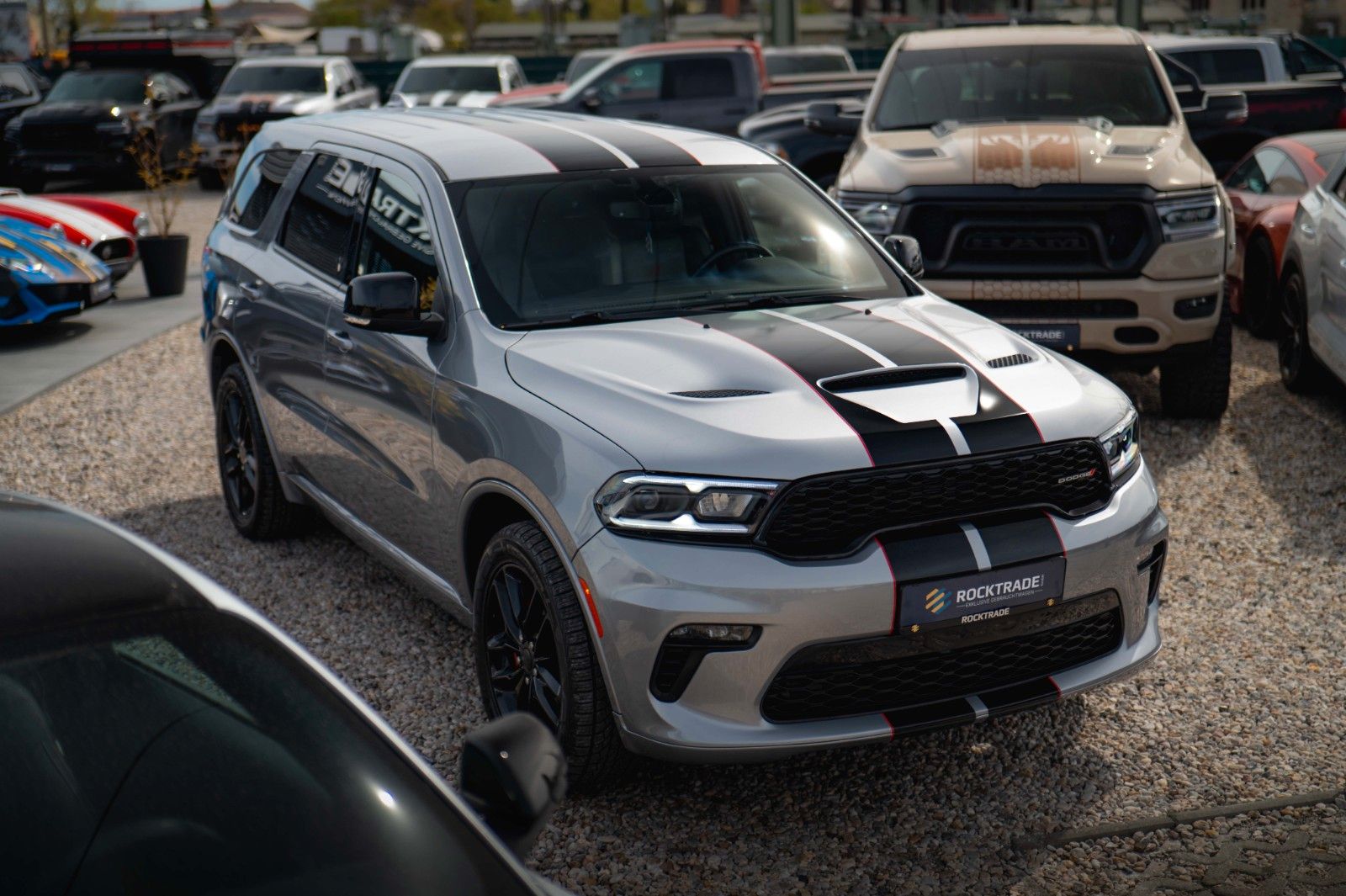 Fahrzeugabbildung Dodge Durango 5.7 V8 R/T SRT 4x4 Night-Paket Modell 22