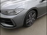 Volkswagen PASSAT R-LINE 4MOTION 2.0 TSI DSG Sportpaket LED - Volkswagen Passat Variant: Kombi, Sportpaket