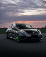 Renault Clio Renault Sport 2.0 16V 200 Renault Sport - Renault Clio: 0 Sport 16v