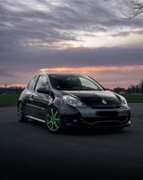 Renault Clio Renault Sport 2.0 16V 200 Renault Sport - Renault Clio: 16v Sport