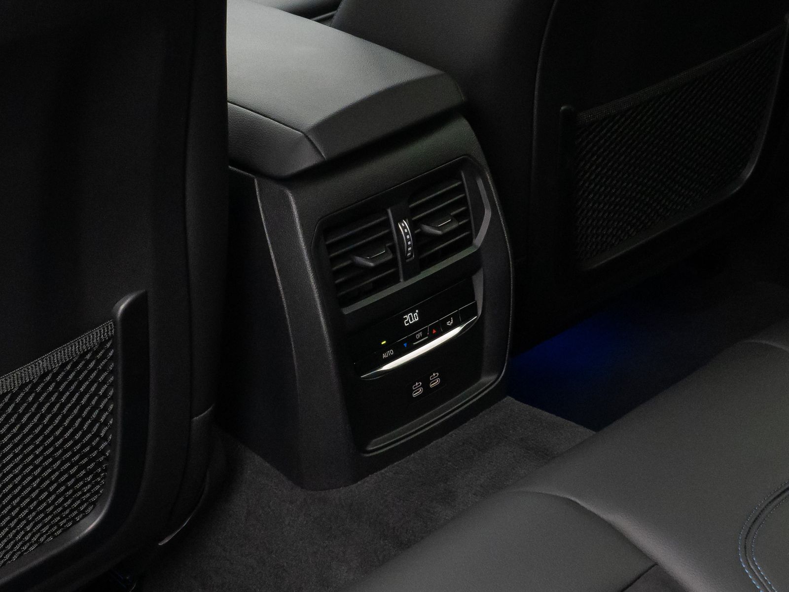 Fahrzeugabbildung BMW 320d  M Sport Laser Kamera DAB H/K Komfort Alarm