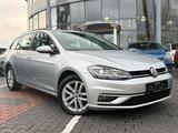 Volkswagen Golf Variant Comfortline SHZ. NAVI. ACC. LED - Volkswagen Golf: V Comfortline