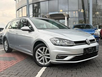 Volkswagen Golf - 4