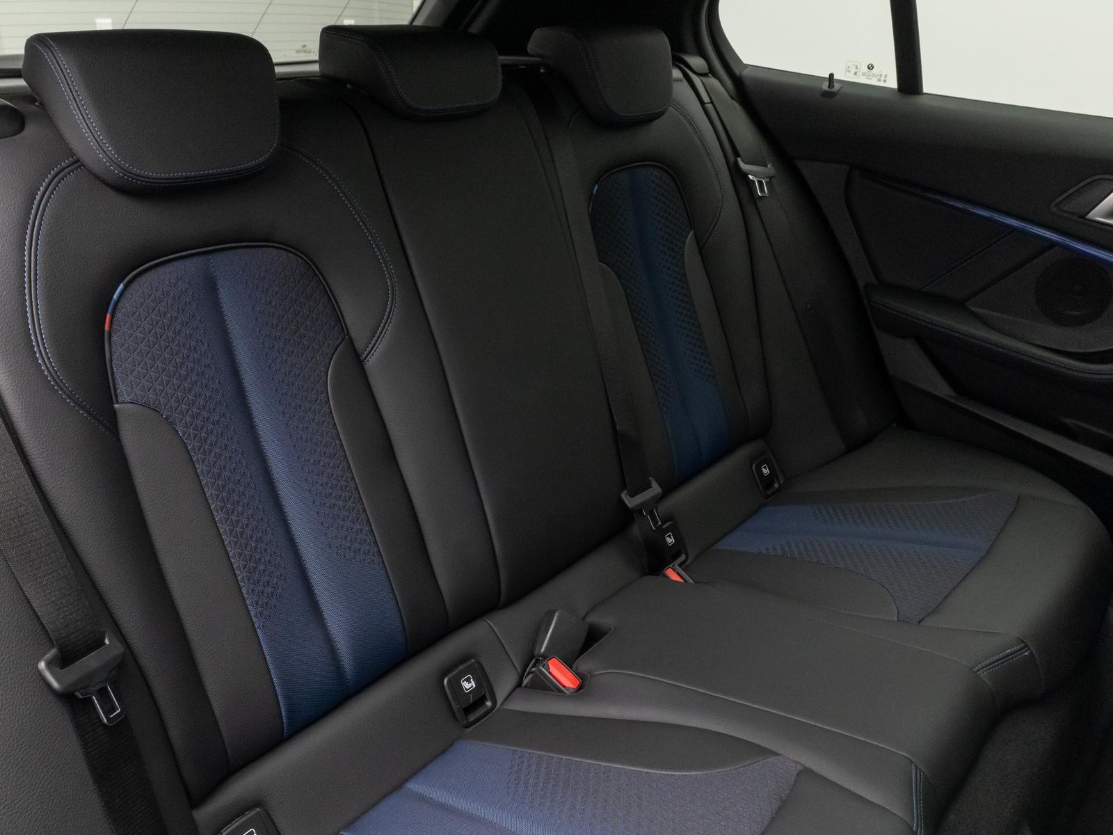 BMW 1 Series i M Sport Panorama PDC DAB Lenkrhzg Komfort, миниатюра 27
