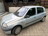 Renault Clio - gebrauchte Renault Clio aus dem Jahr 2000