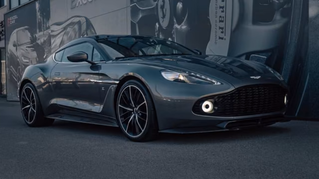Aston Martin Vanquish Zagato 5.9L V12 604*70/99