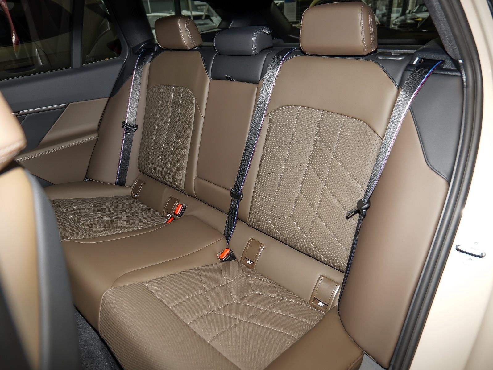 BMW i5 - Bild 9