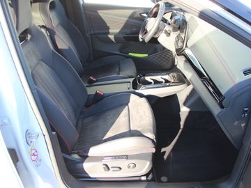 Volkswagen ID.5 GTX 4 Motion KLIMA LED NAVI ALU