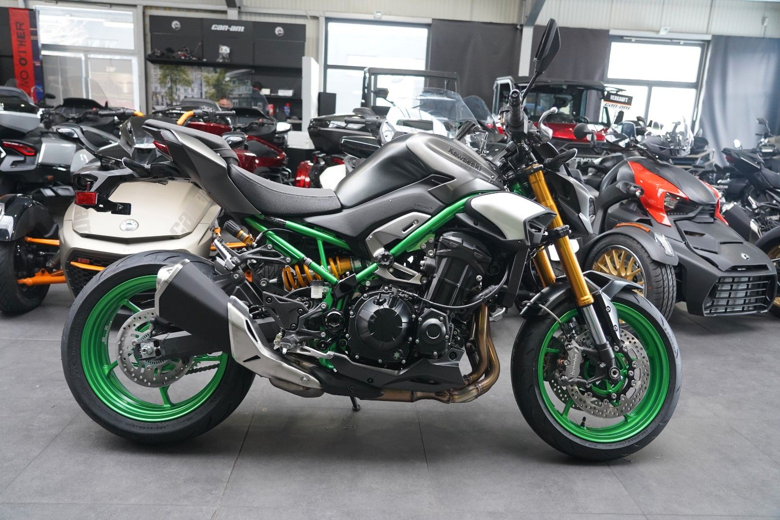 Fahrzeugabbildung Kawasaki Z900SE 2026 4 Jahre Garantie