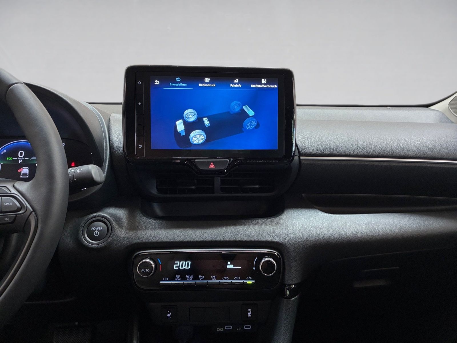 Fahrzeugabbildung Toyota Yaris 1.5 Teamplayer Safety P, Comfort P.
