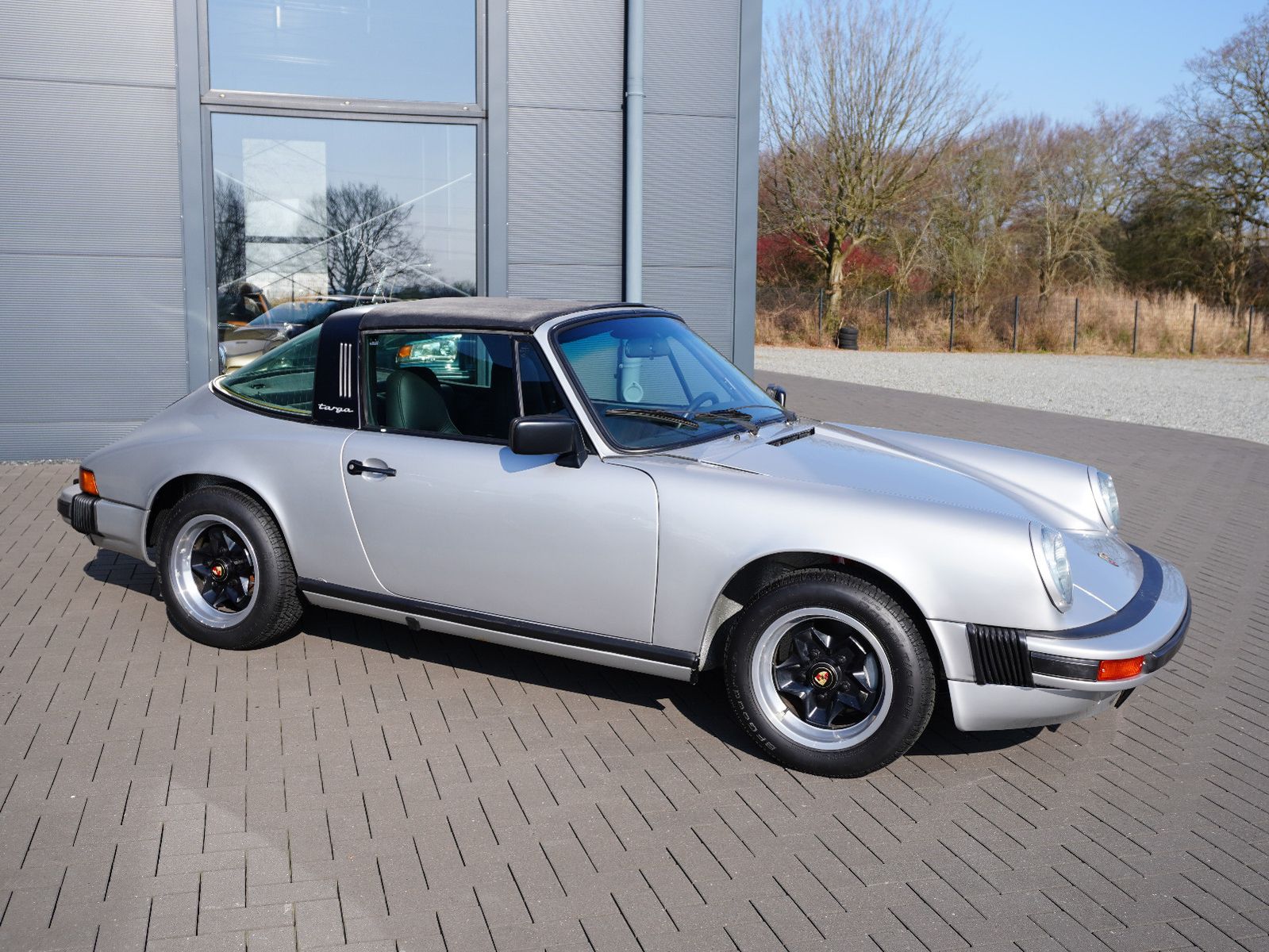 Fahrzeugabbildung Porsche 911  2,7  Targa