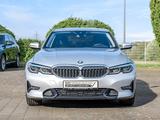 BMW 330e HUD RFK NAVI LED Laser Sound Syst. DAB - BMW 330 in Köln