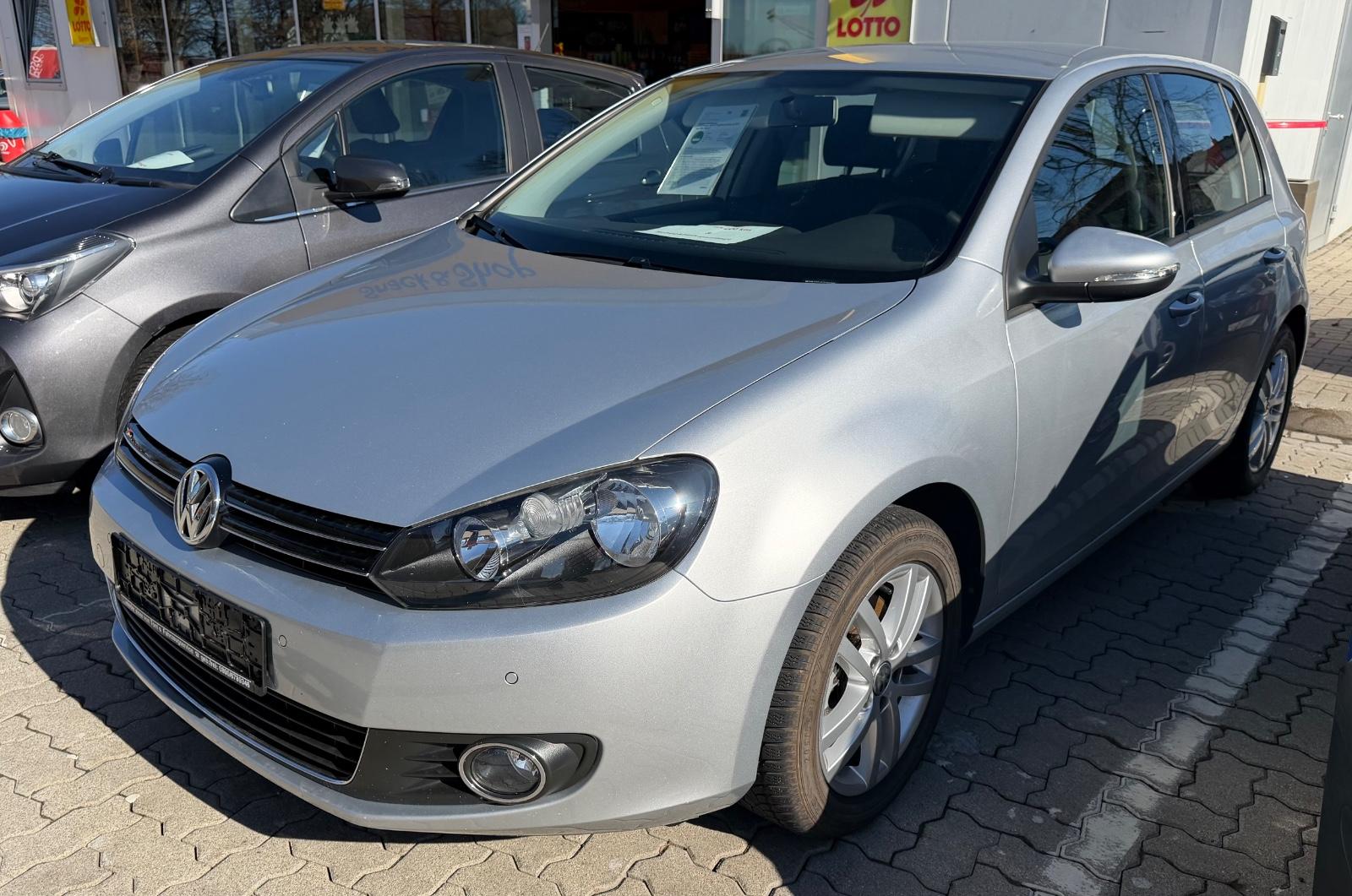 Volkswagen Golf VI Highline  Service & TÜV neu  WIE NEU !!