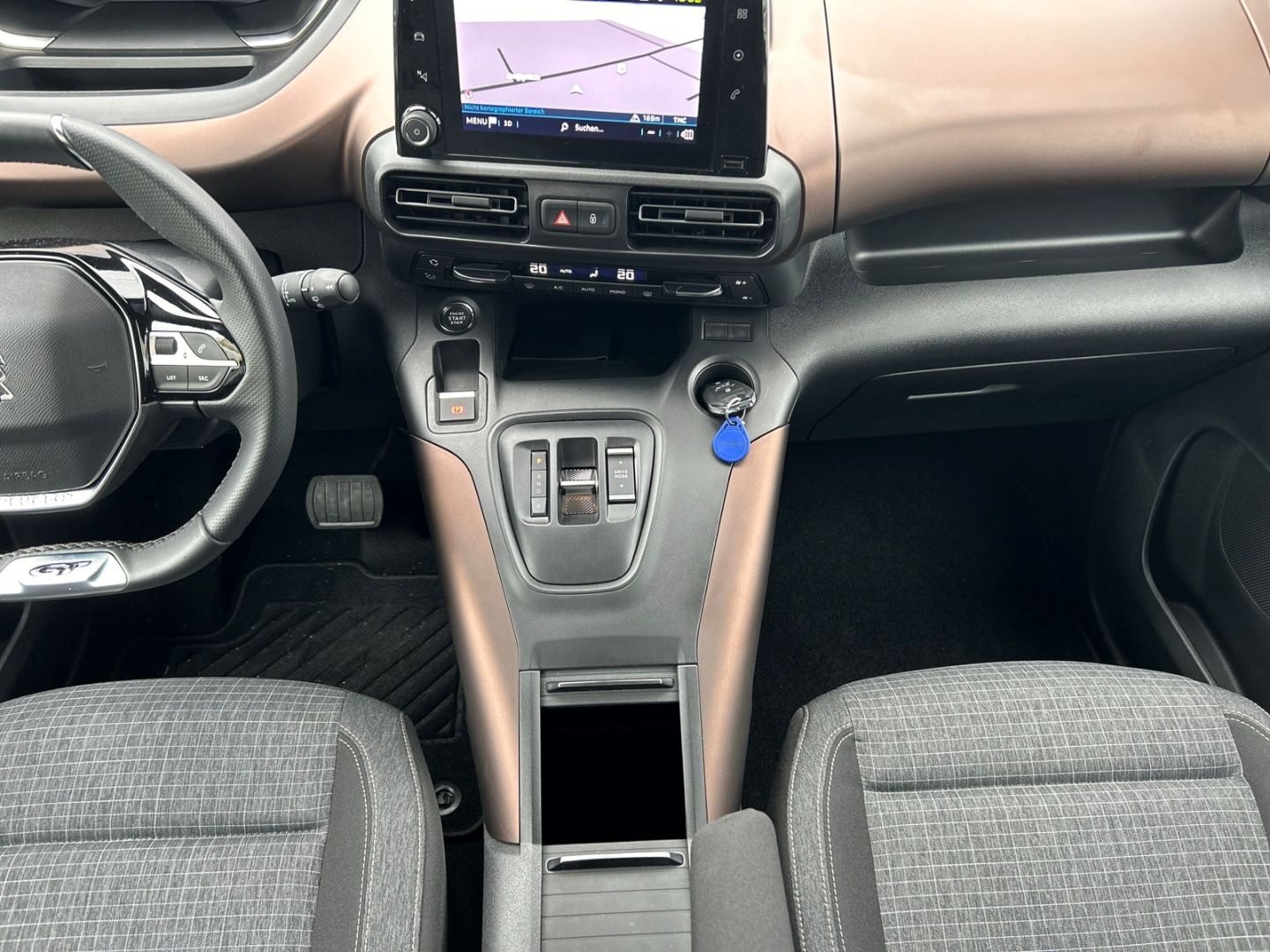 Fahrzeugabbildung Peugeot Rifter GT Elektromotor L2 136  * Totwinkel-Assis