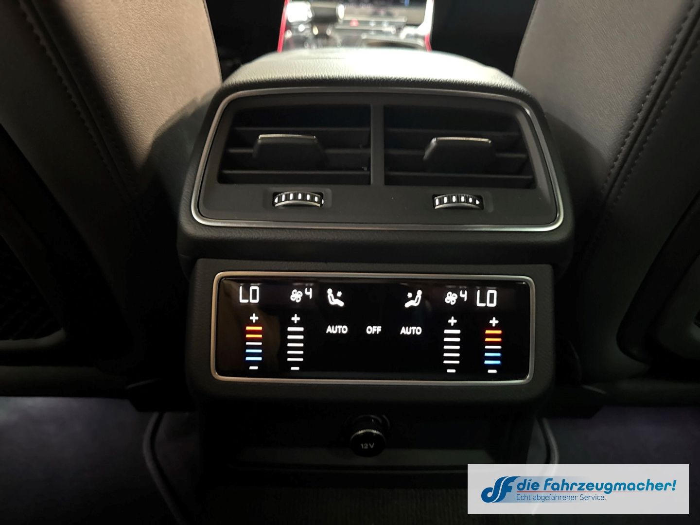 Fahrzeugabbildung Audi A6 Avant 40 TDI sport S-line Sportpaket Navi Led