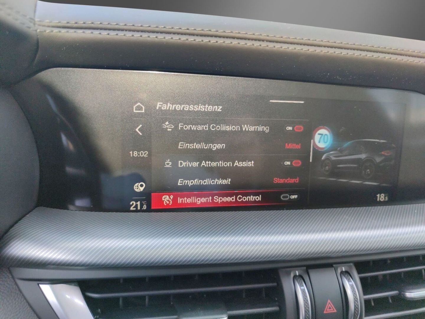 Fahrzeugabbildung Alfa Romeo Stelvio Veloce Q4 2.0 Turbo-21 Zoll-Panoramadach