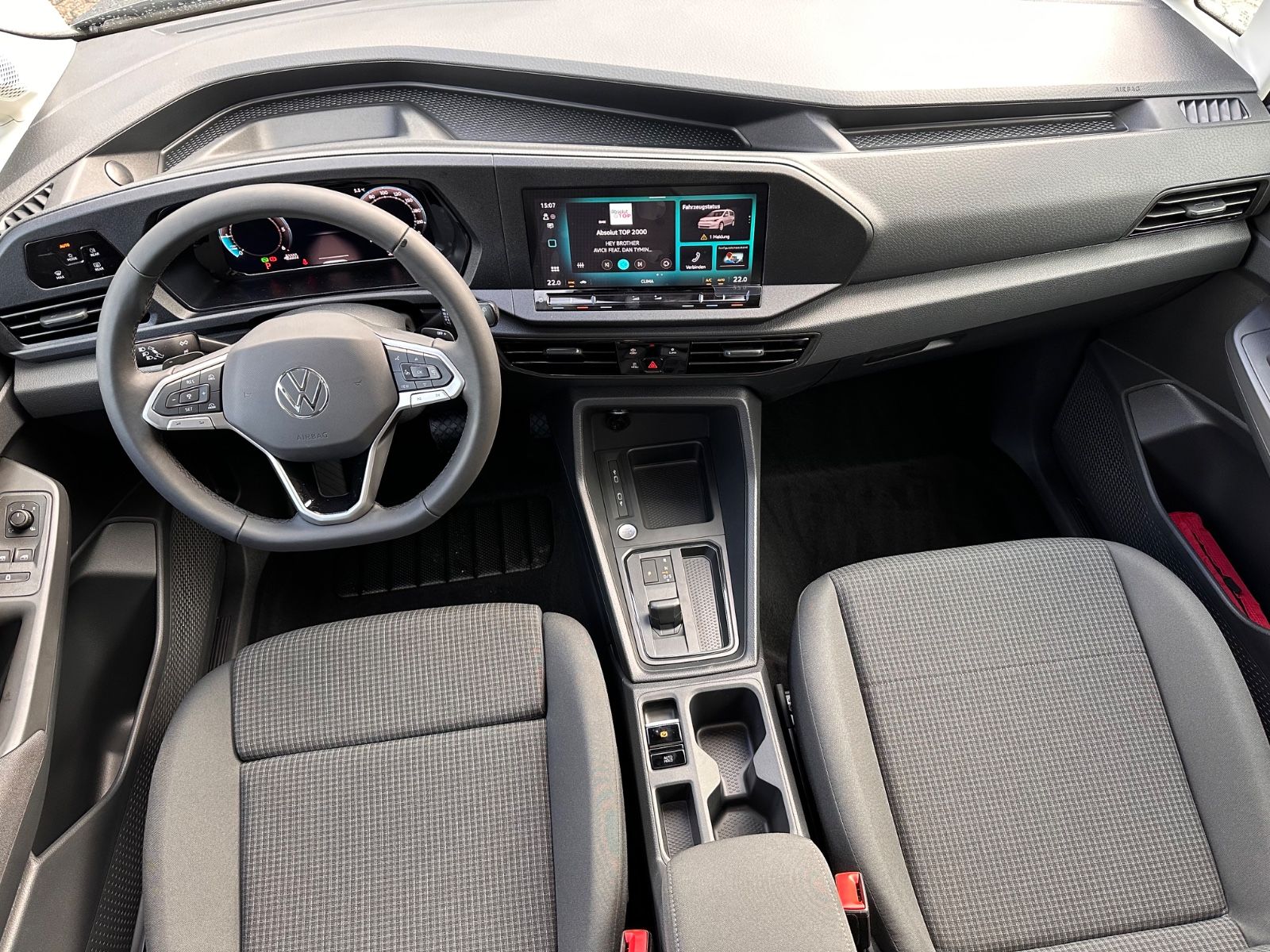 Fahrzeugabbildung Volkswagen Caddy Maxi 2.0 TDI DSG Pano/ACC/LED/APP/7-Sitzer