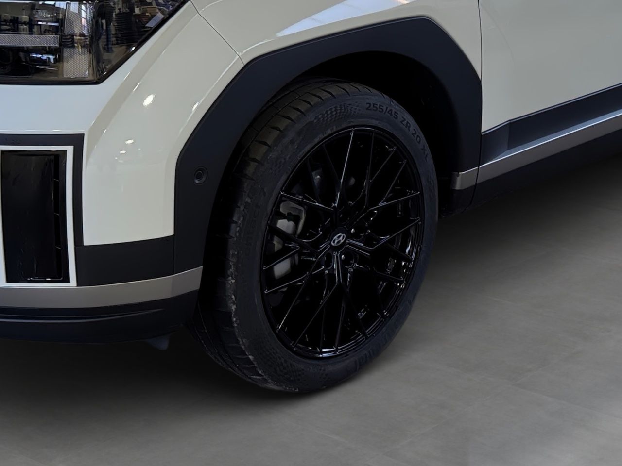 Fahrzeugabbildung Hyundai SANTA FESIGNATURE Intro 4WD 5-Sitzer SHZ*LHZ*KLI