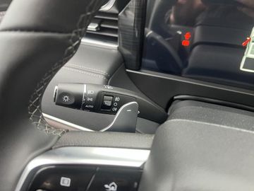 Bild 13 Foton 4 PickUp DoKa 4WD - Heckklappe mit Trittbrett