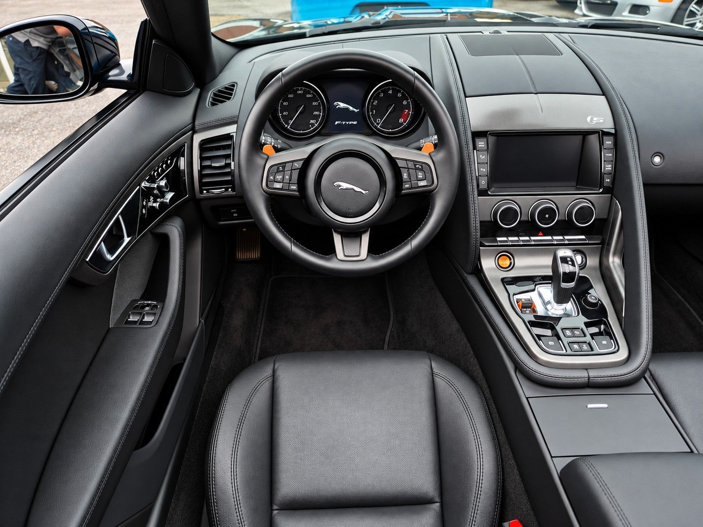 Fahrzeugabbildung Jaguar F-Type Cabrio V8 S/BRD/2.Hd/1A Sammlerzustand