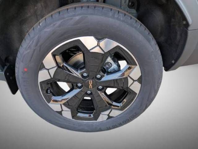 Fahrzeugabbildung Dacia Bigster Extreme TCe 140